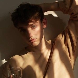 Meet your Posher, Ncf